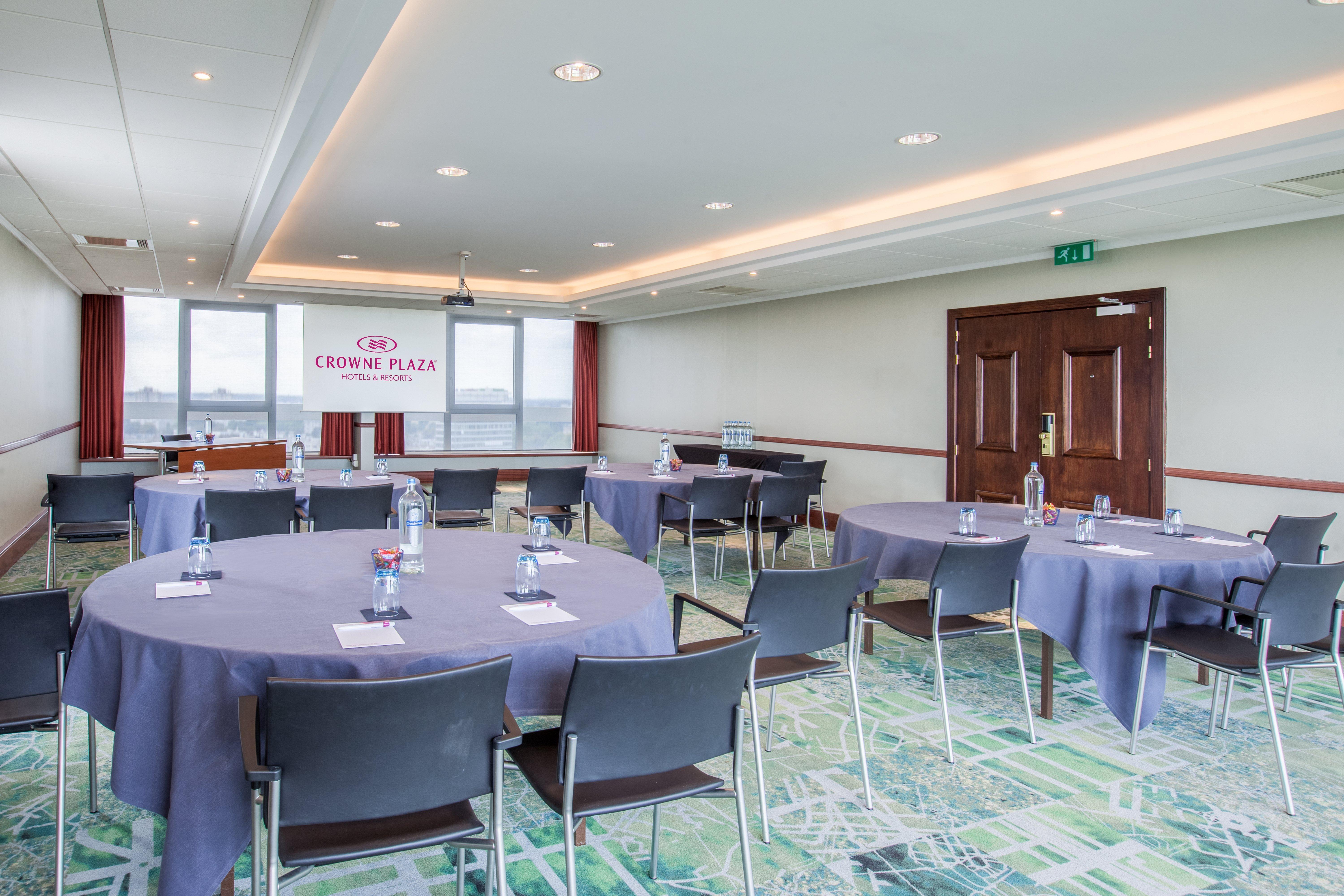 Hotel Crowne Plaza Antwerpen By Ihg Exterior foto