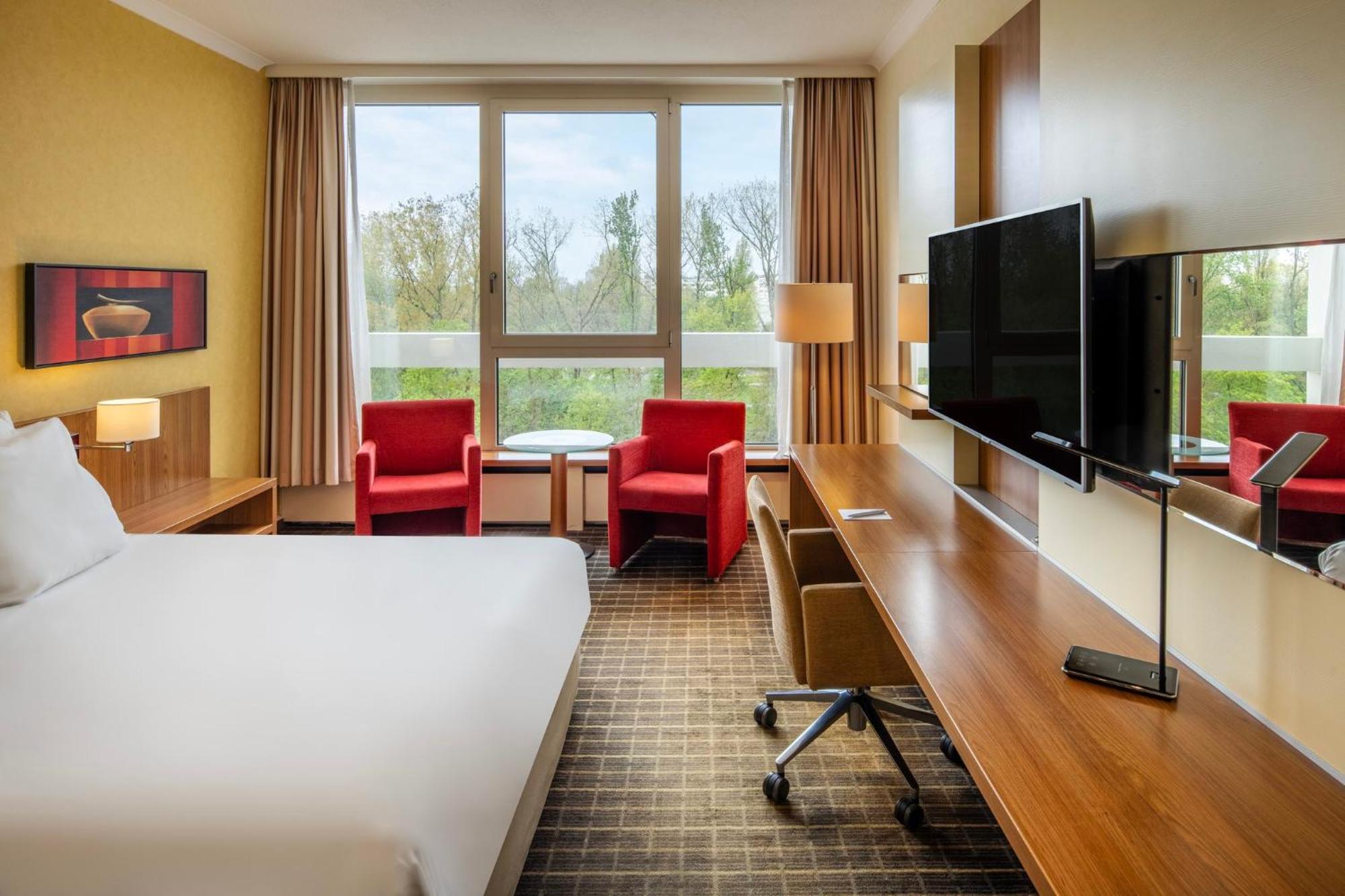Hotel Crowne Plaza Antwerpen By Ihg Exterior foto