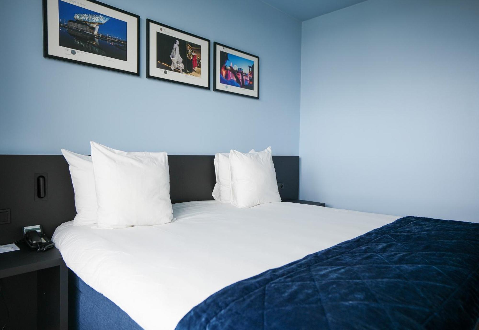 Hotel Crowne Plaza Antwerpen By Ihg Exterior foto